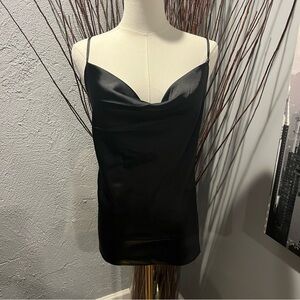 🌺NWT THE DROP BLACK V-NECK TANK SIZE MEDIUM🌺